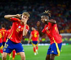 Baccarat Gaming-西班牙压倒瑞士，挺进欧洲杯半决赛(西班牙欧洲杯前遭重击)